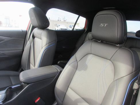 New 2026 Buick Envista Sport Touring w/ Convenience I Package image 13