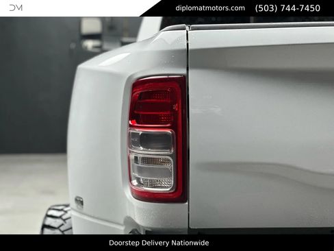 Used 2019 RAM 3500 Tradesman image 14