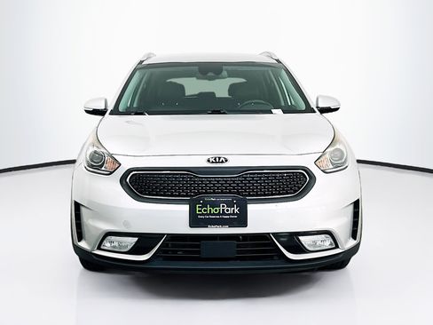 Used 2018 Kia Niro EX image 2