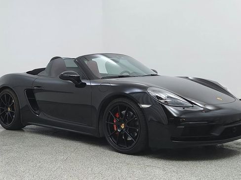 Used 2022 Porsche 718 Boxster GTS image 17