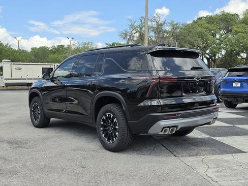 New 2026 Chevrolet Traverse Z71 w/ Enhanced Driving Package AWD/4WD image 3