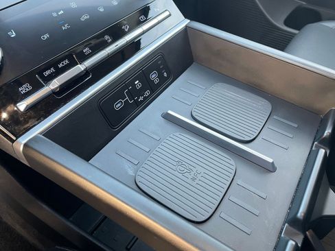 Used 2025 Hyundai Santa Fe SEL image 20