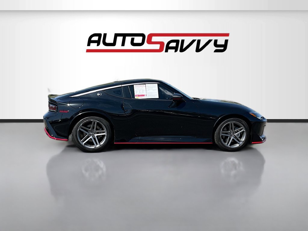 Used 2025 Nissan Z NISMO w/ Floor Mat Package RWD image 8