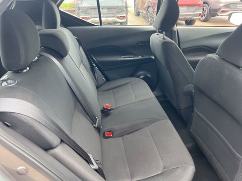 Used 2025 Nissan Kicks Play S image 14