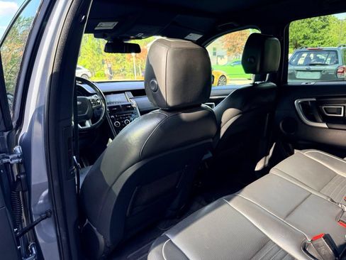 Used 2018 Land Rover Discovery Sport HSE Luxury AWD/4WD image 32