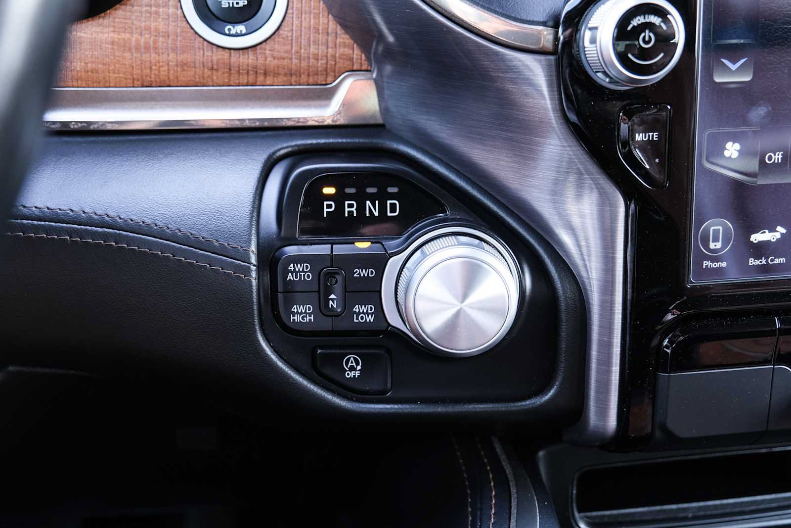 Used 2020 RAM 1500 Limited AWD/4WD image 46