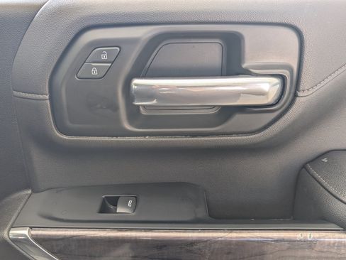 Used 2023 Chevrolet Silverado 2500 LTZ w/ LTZ Convenience Package image 22