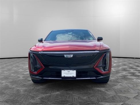 New 2025 Cadillac Lyriq Sport image 8