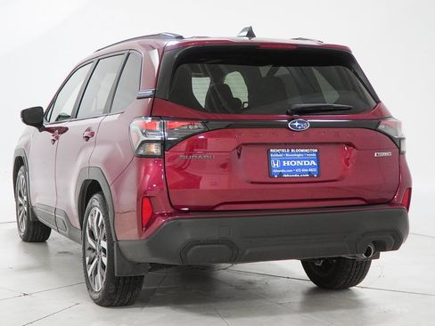 Used 2025 Subaru Forester Touring image 8