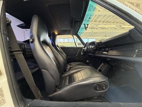Used 1988 Porsche 911 Carrera RWD image 27
