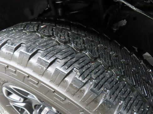 Used 2024 Ford F250 Platinum image 7