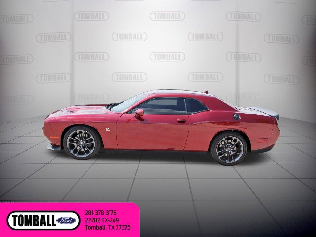 Used 2023 Dodge Challenger R/T Scat Pack w/ Plus Package RWD image 4