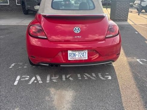 Used 2019 Volkswagen Beetle 2.0T S FWD image 5