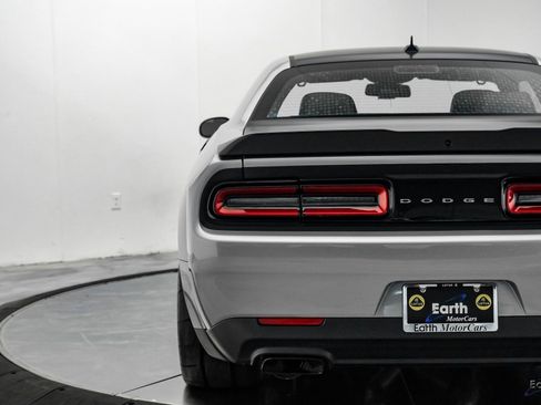Used 2018 Dodge Challenger SRT Demon RWD image 16