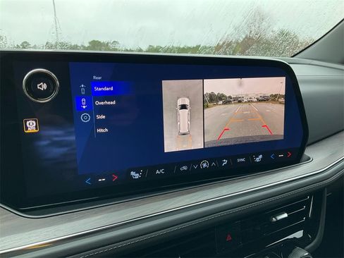 New 2026 Chevrolet Suburban Z71 w/ Comfort Package image 22