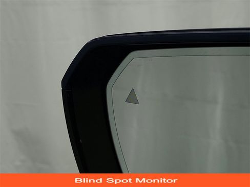 Used 2024 BMW iX xDrive50 w/ Premium Package image 14