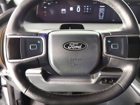 Used 2026 Ford Expedition Tremor AWD/4WD image 3