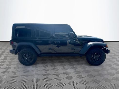 Used 2023 Jeep Wrangler Unlimited w/ 8.4" Radio Group AWD/4WD image 5