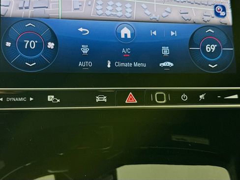 Used 2026 Mercedes-Benz GLC 300 image 17