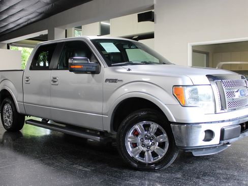 Used 2011 Ford F150 Lariat w/ Lariat Chrome Pkg RWD image 39