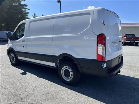 New 2024 Ford Transit 250 Low Roof RWD image 6
