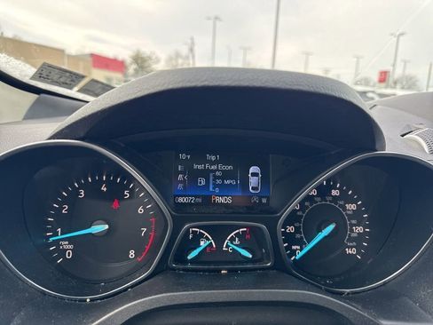 Used 2019 Ford Escape SE image 9