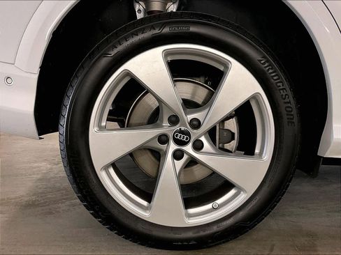 Certified 2025 Audi Q5 Premium w/ Premium Plus AWD/4WD image 11