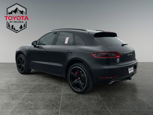 Used 2017 Porsche Macan Turbo AWD/4WD image 3