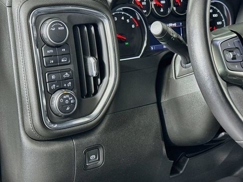 Used 2022 Chevrolet Silverado 1500 RST w/ Safety Package AWD/4WD image 10
