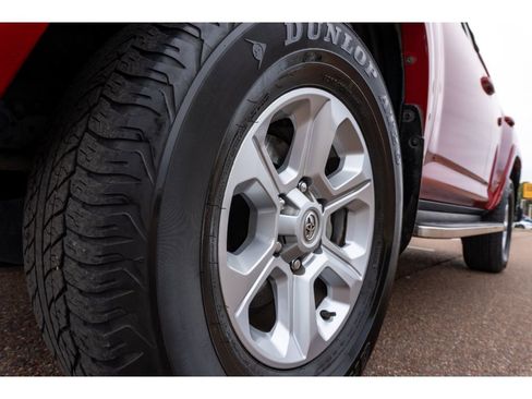 Used 2022 Toyota 4Runner SR5 image 9