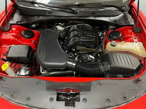 Used 2022 Dodge Charger SXT RWD image 15