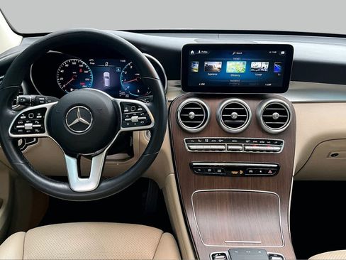 Used 2022 Mercedes-Benz GLC 300 image 16