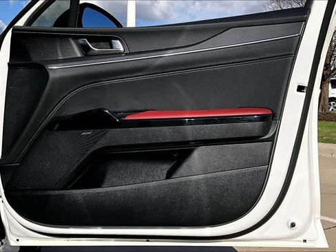 Used 2025 Kia K5 GT-Line w/ GT-Line Premium Package image 21