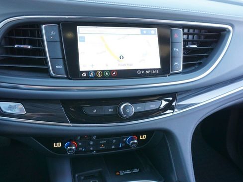 Used 2022 Buick Enclave Premium w/ Experience Buick Package image 17