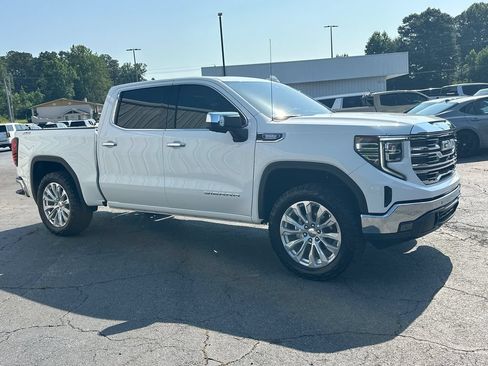 Used 2026 GMC Sierra 1500 SLT w/ SLT Premium Plus Package AWD/4WD image 4