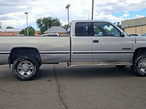 Used 1997 Dodge Ram 2500 Truck 4x4 Club Cab image 10