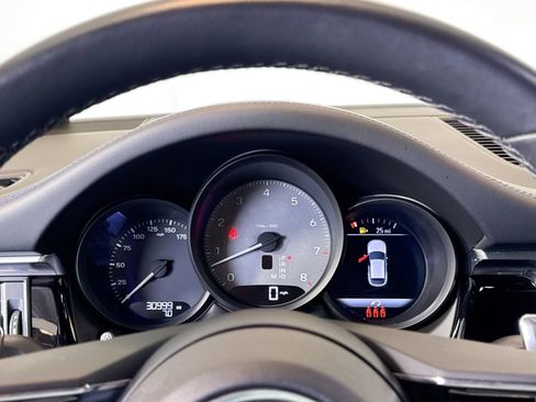 Certified 2024 Porsche Macan S AWD/4WD image 15