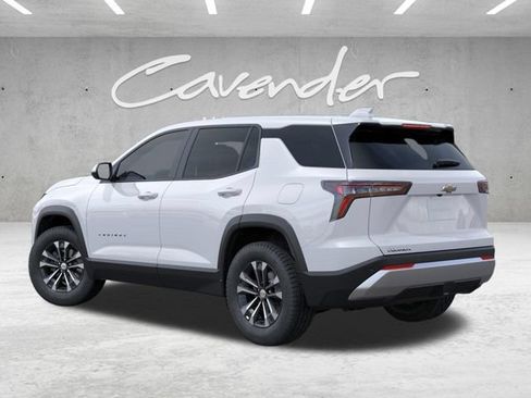 New 2027 Chevrolet Equinox LT FWD image 3