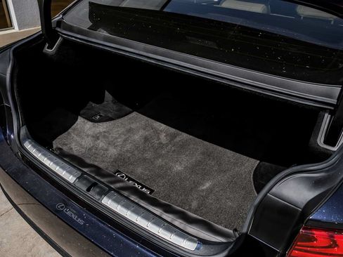 Used 2019 Lexus LS 500 w/ Interior Upgrade Package RWD image 54