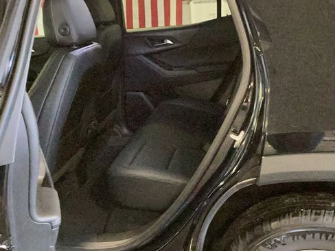 New 2026 Chevrolet Equinox LT w/ Convenience Package II image 16