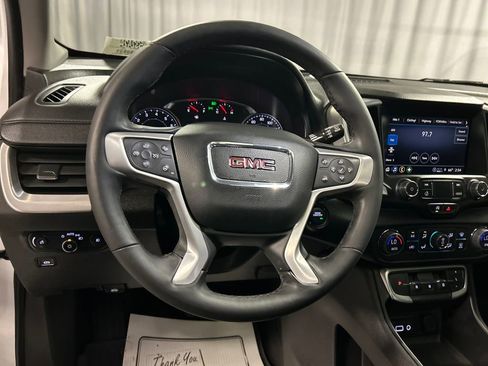 Used 2024 GMC Terrain SLT w/ Elevation Edition image 15