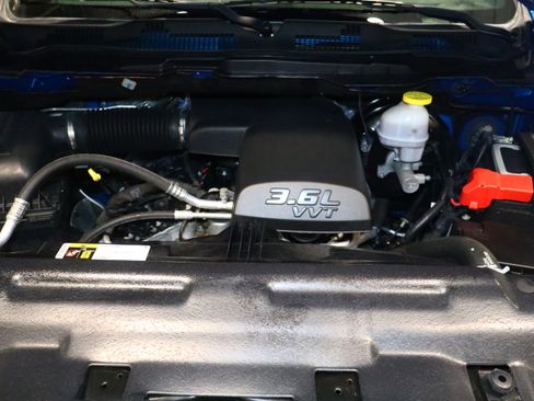 Used 2022 RAM 1500 Classic Warlock w/ Electronics Group image 9