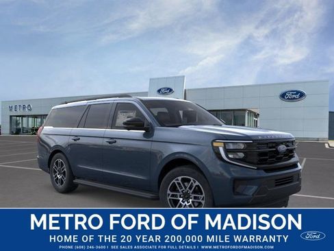 New 2026 Ford Expedition Max Active image 9