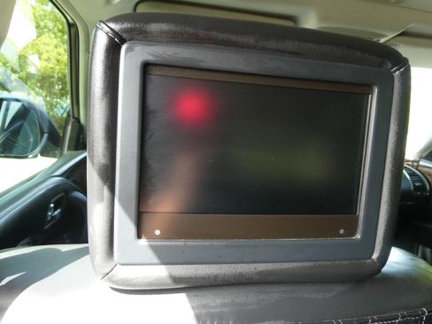 Used 2019 INFINITI QX80 Luxe w/ 22" Wheel Package image 21