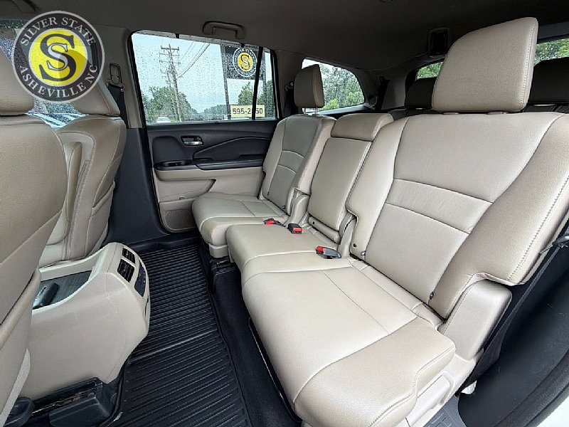 Used 2016 Honda Pilot Touring image 13