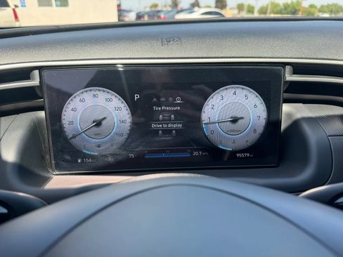 Used 2022 Hyundai Santa Cruz SEL w/ Activity Package FWD image 15