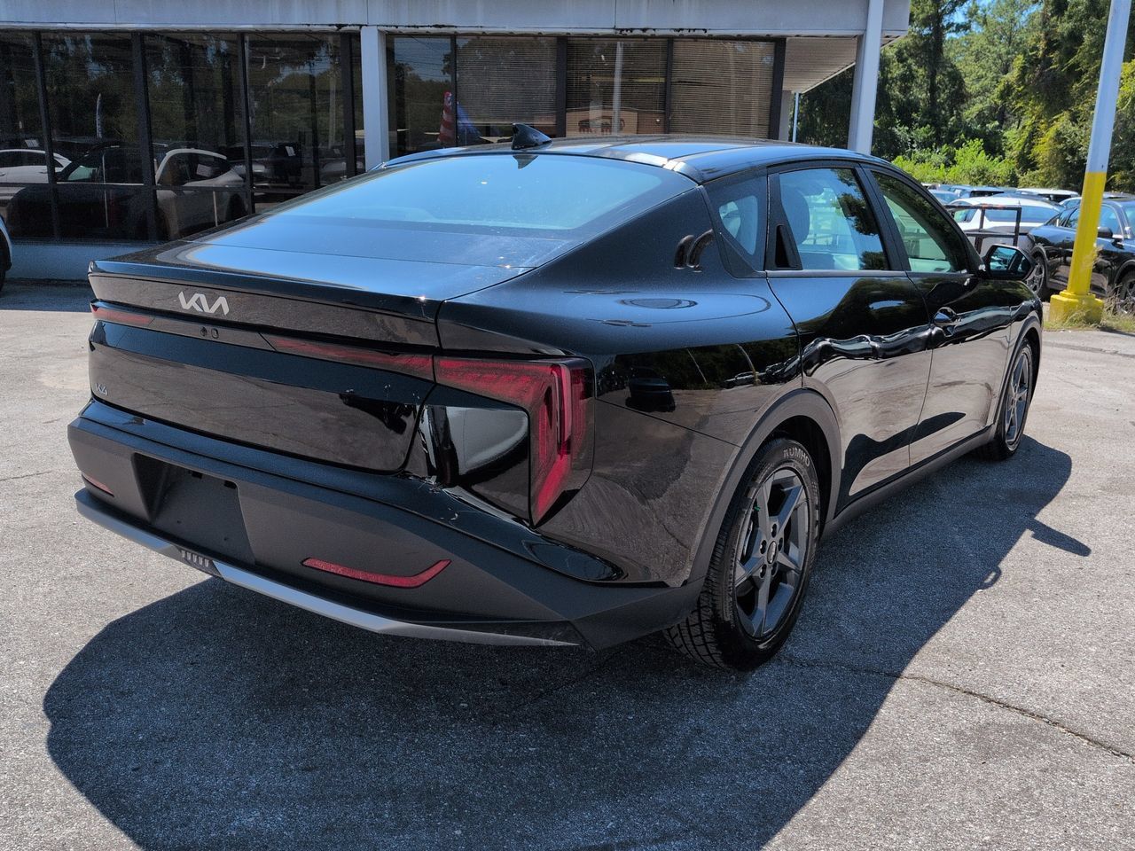 Used 2025 Kia K4 FWD image 5