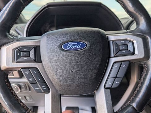Used 2018 Ford F150 Platinum w/ Equipment Group 701A Luxury AWD/4WD image 26