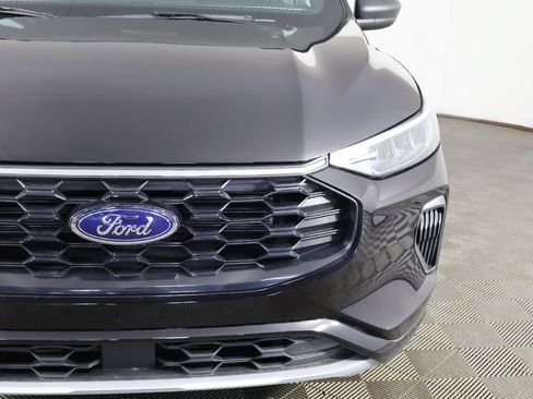 Used 2024 Ford Escape ST-Line w/ Tech Pack #1 AWD/4WD image 14