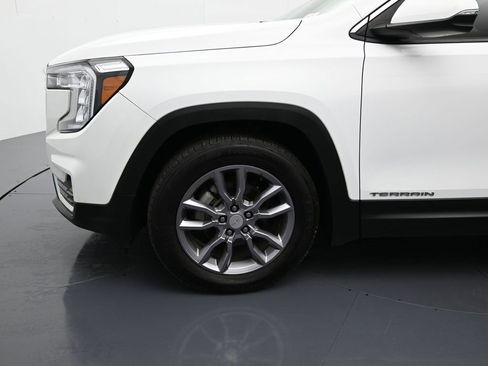 Used 2023 GMC Terrain SLT image 10